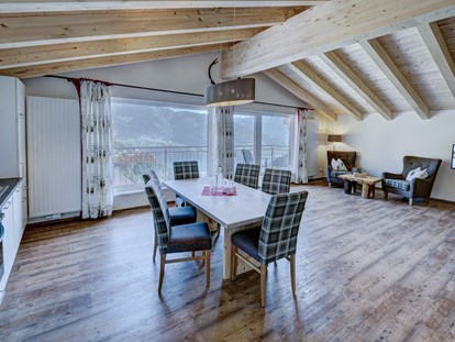 Hotels an der Piste - Skigebiet Schmittenhöhe - Penthouse Apartment Seeblick Zirbe - Berghotel Jaga-Alm