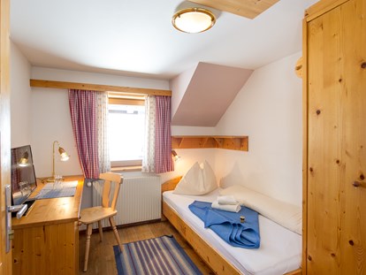 Hotels an der Piste - Hotel-Schwerpunkt: Skifahren & Ruhe - Einzelzimmer  - Sattleggers Alpenhof & Feriensternwarte 