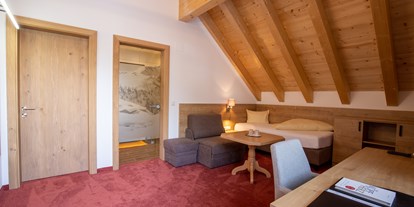 Hotels an der Piste - Hotel-Schwerpunkt: Skifahren & Wellness - Serfaus - Einzelzimmer superior mit Balkon  - Hotel Persura