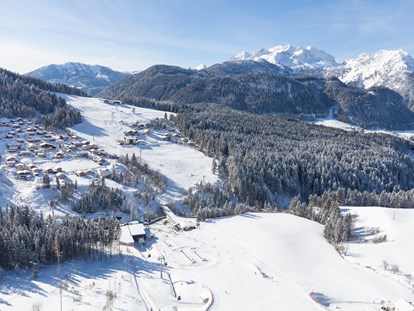 Hotels an der Piste - Preisniveau: moderat - Skiregion Dachstein West - Donnerkogelbahn / Skischulübungsgelände / Salzburger Dolomitenhof an der Astauwinkelbahn / Tennengebierge
 - Landhotel Salzburger Dolomitenhof