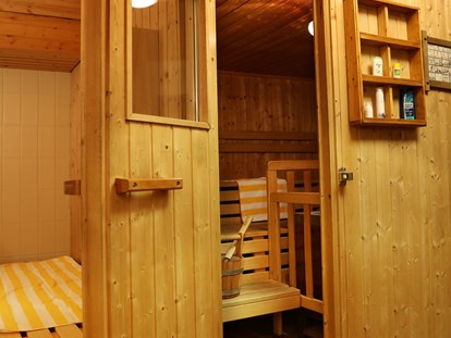 Hotels an der Piste - Hotel-Schwerpunkt: Skifahren & Ruhe - Salzburg - Sauna "klein aber fein" - Landhotel Salzburger Dolomitenhof