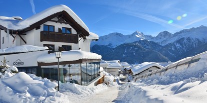 Hotels an der Piste - Skiraum: vorhanden - Skigebiet Serfaus - Fiss - Ladis - Hotel Cores Fiss Außenansicht - Hotel Cores