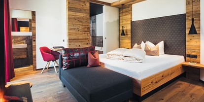 Hotels an der Piste - Trockenraum - Skigebiet Serfaus - Fiss - Ladis - Hotel Cores Fiss Bergzimmer - Hotel Cores