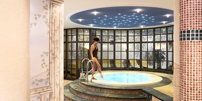 Hotels an der Piste - Hotel-Schwerpunkt: Skifahren & Wellness - Bad Hofgastein - Whirlpool - Hotel Auhof