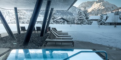 Hotels an der Piste - Pools: Außenpool beheizt - Vorarlberg - Whirlpool - Travel Charme Ifen Hotel