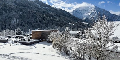 Hotels an der Piste - Skigebiet Oberstdorf Kleinwalsertal - Ausblick vom Balkon - Travel Charme Ifen Hotel