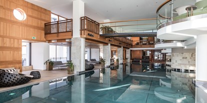 Hotels an der Piste - Pools: Außenpool beheizt - Ischgl - Aqua Monte Wasserwelt - Schlosshotel Fiss