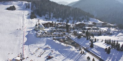 Hotels an der Piste - Kinderbetreuung - Kitzbühel - Hauseigener Skilift direkt neben dem Hotel - Der Lärchenhof