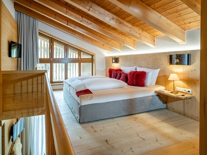 Hotels an der Piste - Hotel-Schwerpunkt: Skifahren & Wellness - Skigebiet Balderschwang - Zimmer im HUBERTUS - HUBERTUS MOUNTAIN REFUGIO ALLGÄU