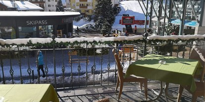 Hotels an der Piste - Skiraum: vorhanden - Sen Jan di Fassa - unsere Sonnenterrasse - Gasthaus Europa