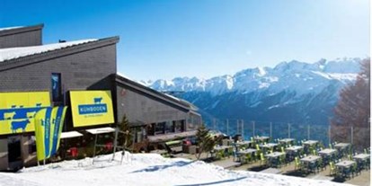 Hotels an der Piste - Sonnenterrasse - Bürchen - Ansicht Alpenlodge mit Terrase - Alpenlodge Kühboden Fiescheralp