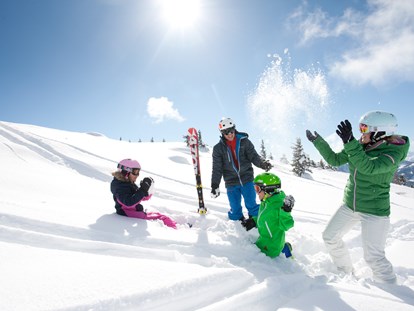 Hotels an der Piste - Hotel-Schwerpunkt: Skifahren & Tourengehen - Dienten am Hochkönig - Spaß für die ganze Familie - Familienhotel Botenwirt ***S