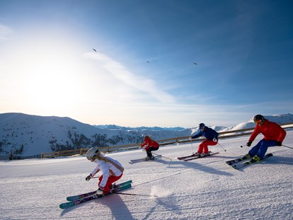 Hotels an der Piste - Trockenraum - Skiaction in der Ski amadé - Familienhotel Botenwirt ***S