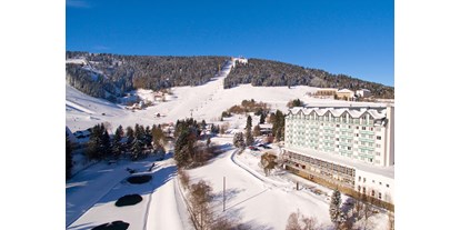Hotels an der Piste - geführte Skitouren - Erzgebirge - Außenansicht des Best Western Ahorn Hotel Oberwiesenthal - Best Western Ahorn Hotel Oberwiesenthal