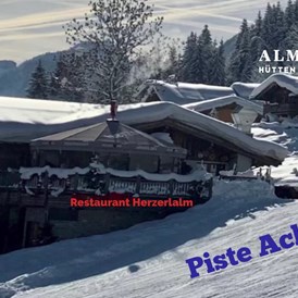 Skihotel: Hüttenurlaub direkt an der Piste - Almdorf Flachau