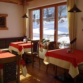 Skihotel: Übernachtung mit Frühstück oder Halbpension
 - Hotel Pension Sporthof